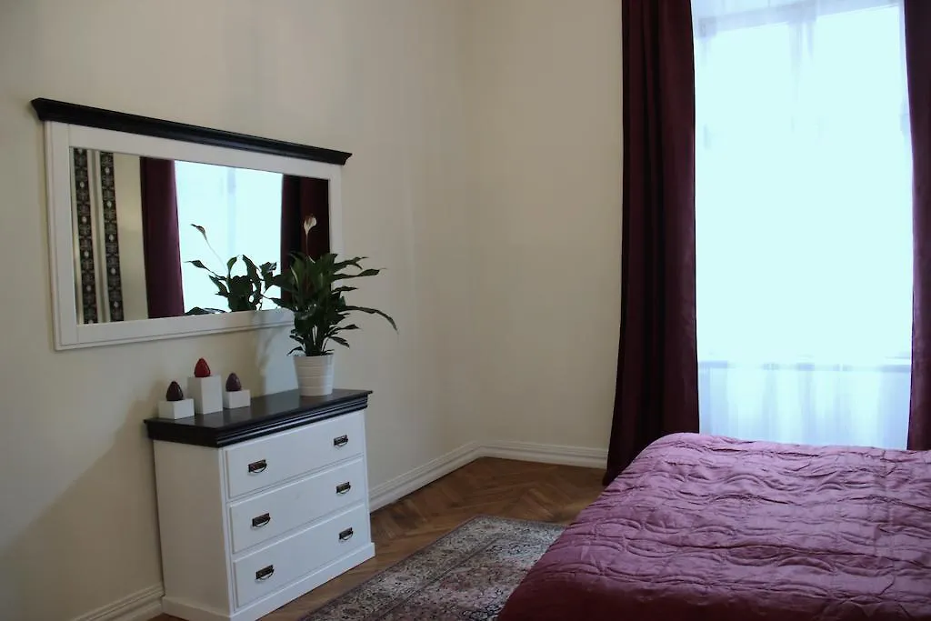 Apartamenty Golebia 3 Краков 0*,