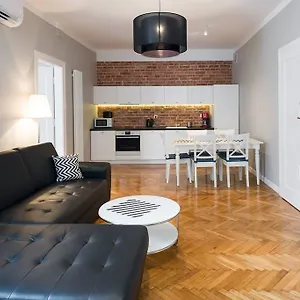 Florianska Deluxe With Air Condition Appartamento